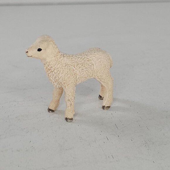 Schleich Lamb 17069 Cream Color Baby Sheep Farm Animal - Picture 9 of 9